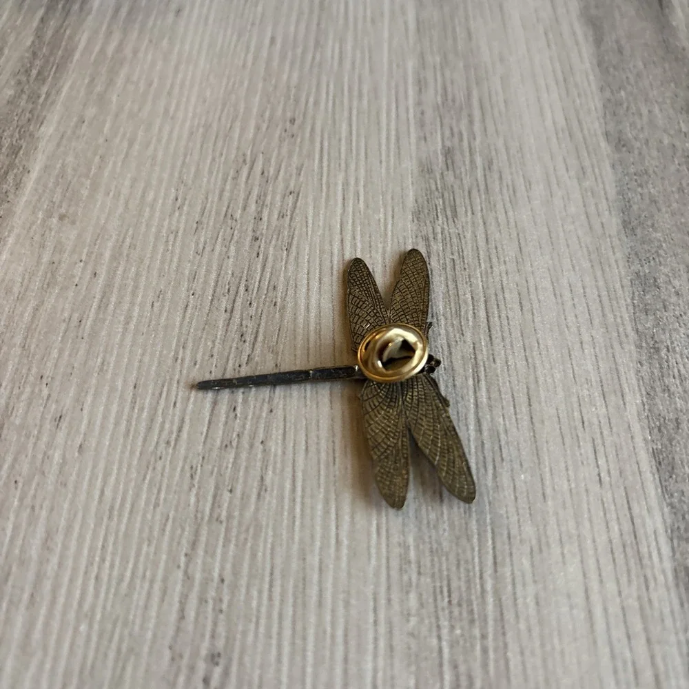 Vintage Gold/Brass Tone Dragonfly Animal Brooch Pin